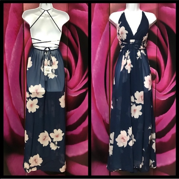 Beautiful lace it up floral maxi dress - Picture 1 of 8